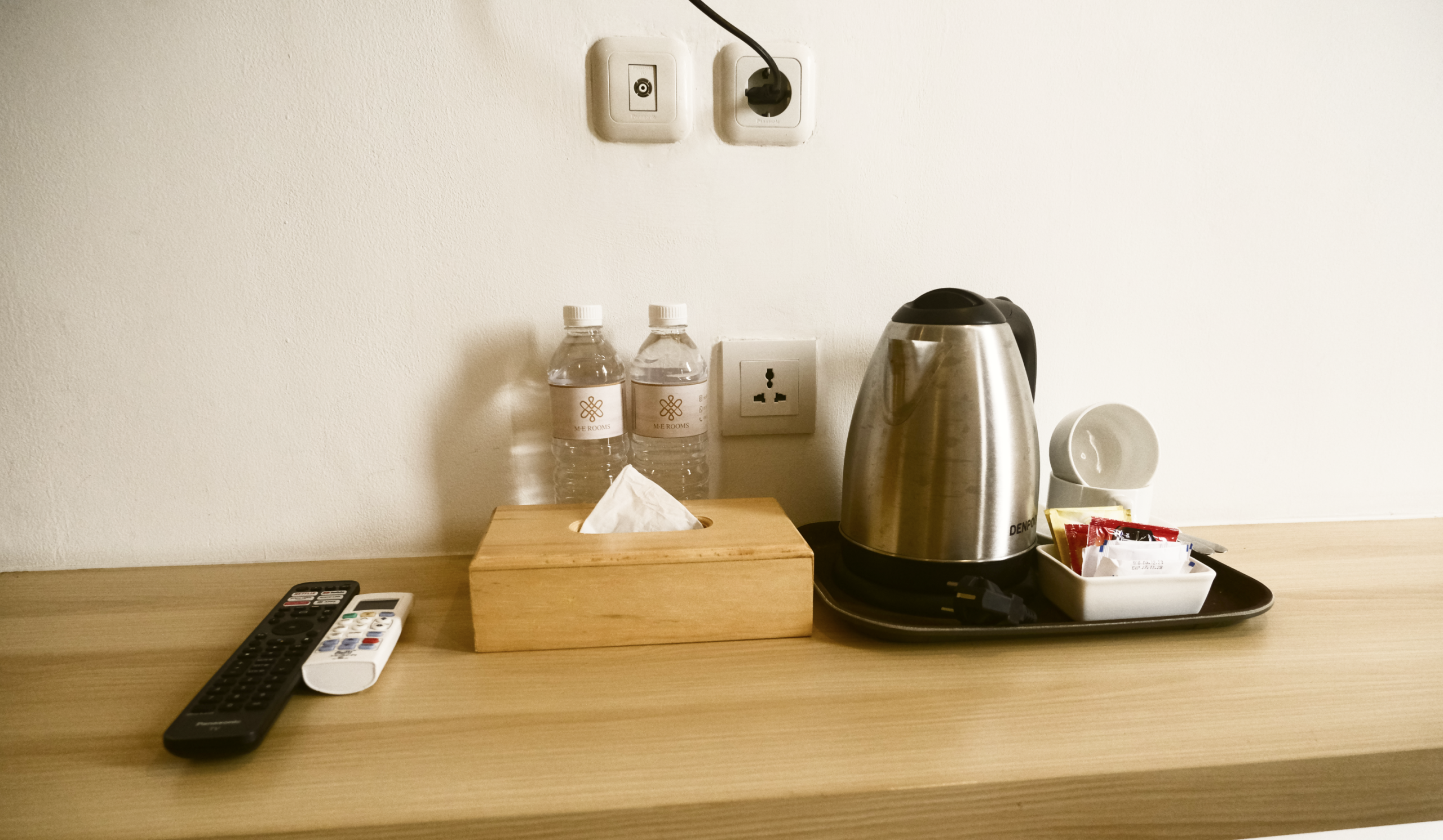 me rooms deluxe amenities