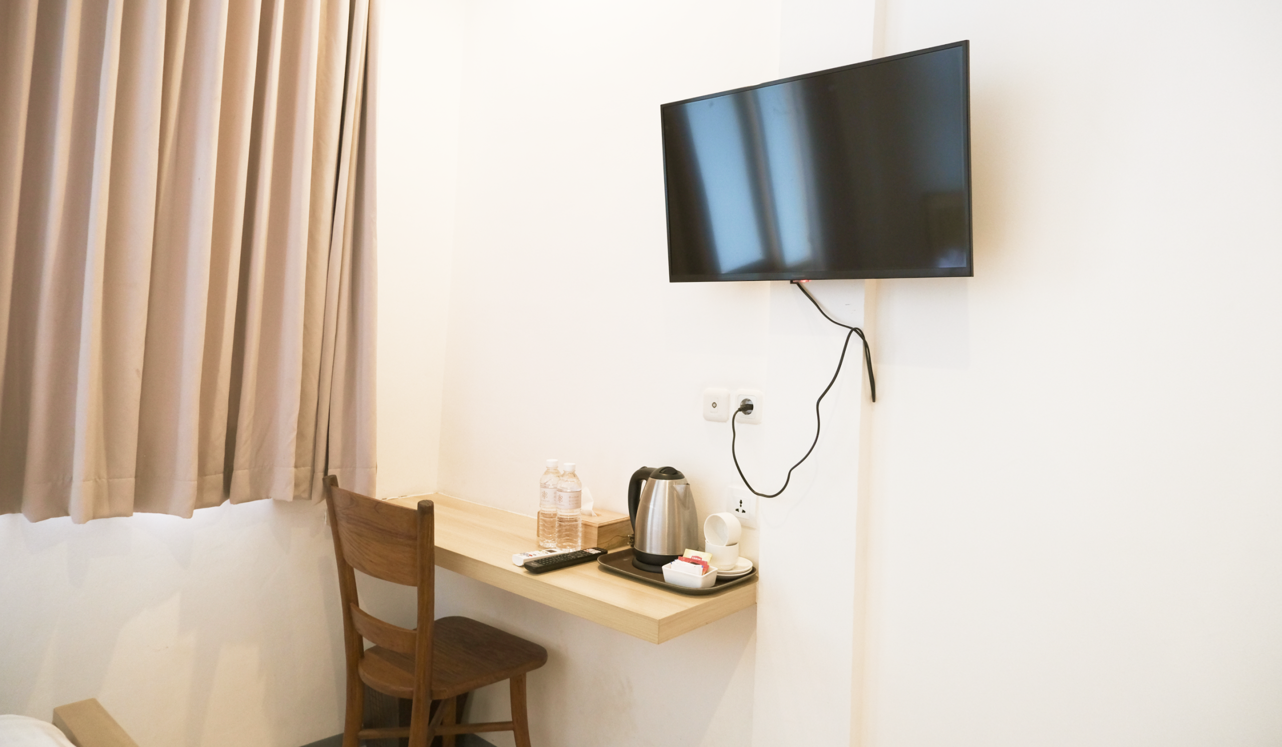 me rooms superior plus tv